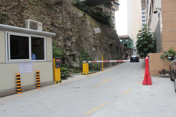 福建廈門(mén)婦幼保健院醫(yī)院停車(chē)場(chǎng)系統(tǒng)