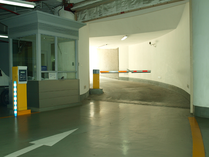 福建廈門(mén)國(guó)際銀行停車(chē)場(chǎng)系統(tǒng)方案